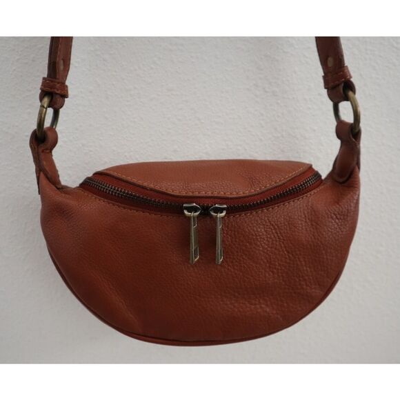 Free People OB2087391 Women's O/S Brown Leather Palmer Crossbody Bag Purse - Picture 8 of 11